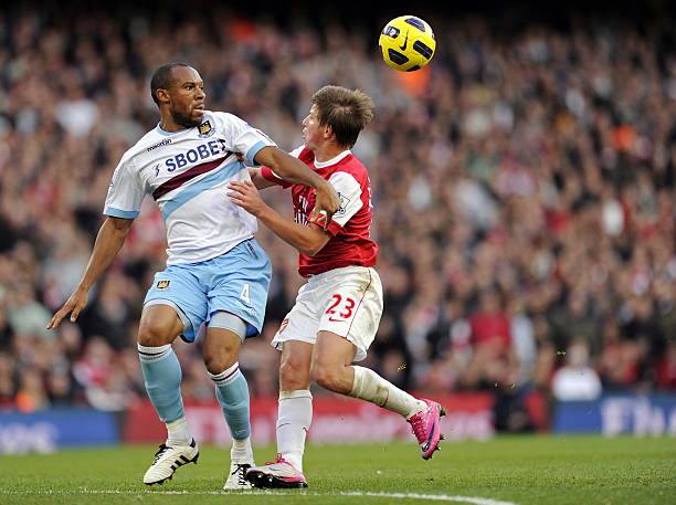 裁判之间的 裁判之间的